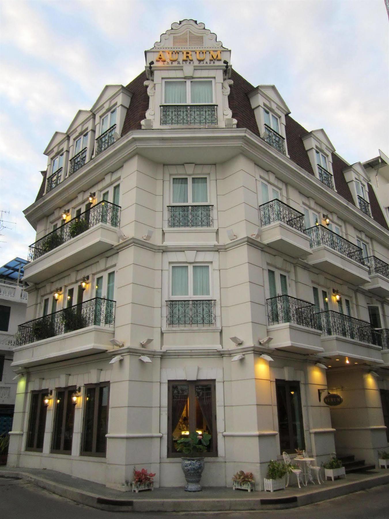 Aurum The River Place Bangkok Exteriör bild